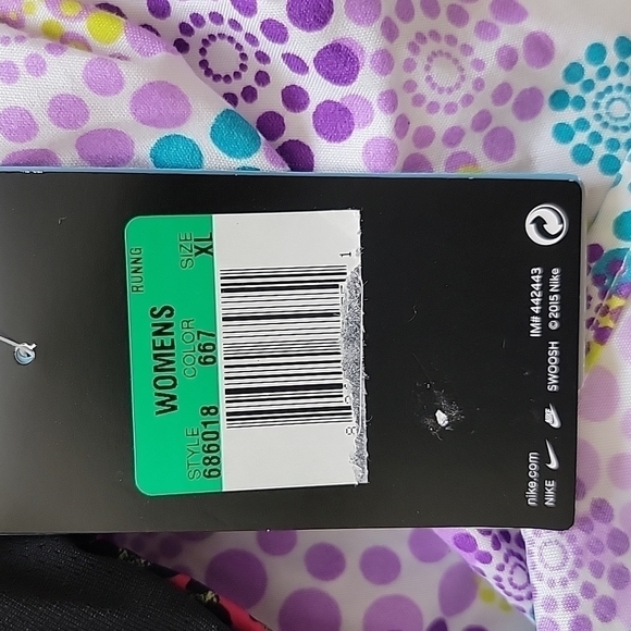 𝅺NIKE Running Shorts - Picture 4 of 5